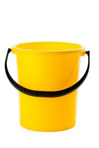 Empty bucket